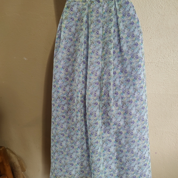 Delicate Pleated Decorative Buttons Floral Print Skirt SZ XL Romy - Picture 7 of 9